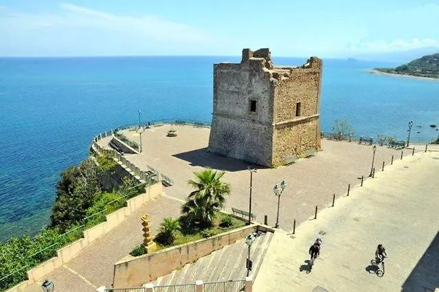 Top Relax Finale Di Pollina Italy